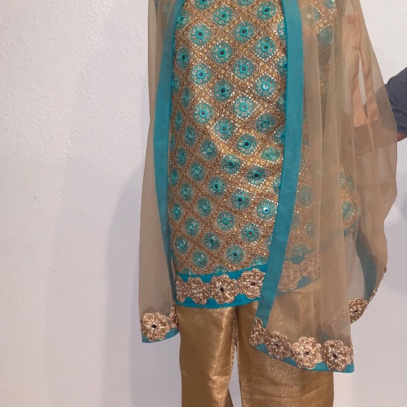 Indian Pakistani Clothes - Picture 3 of 5